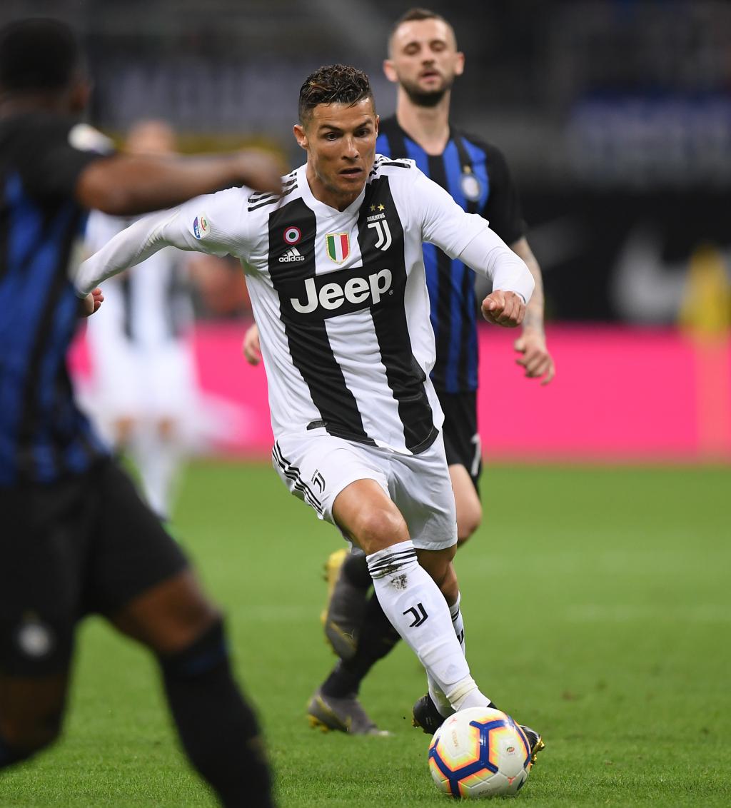 阿斯：阿拉巴收到中东地区联赛报价，他希望一两个月做出决定（阿斯：阿拉巴获中东联赛邀约，计划一两个月内做出抉择）