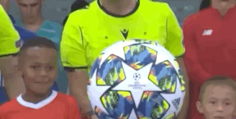 刘军帅晒海牛队与远征军合照：又在末轮完成目标，祝未来可期