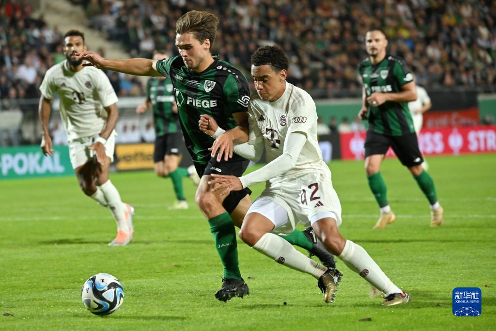 歌手：阿根廷跟巴西是宿敌没事！阿根廷可是有梅西！