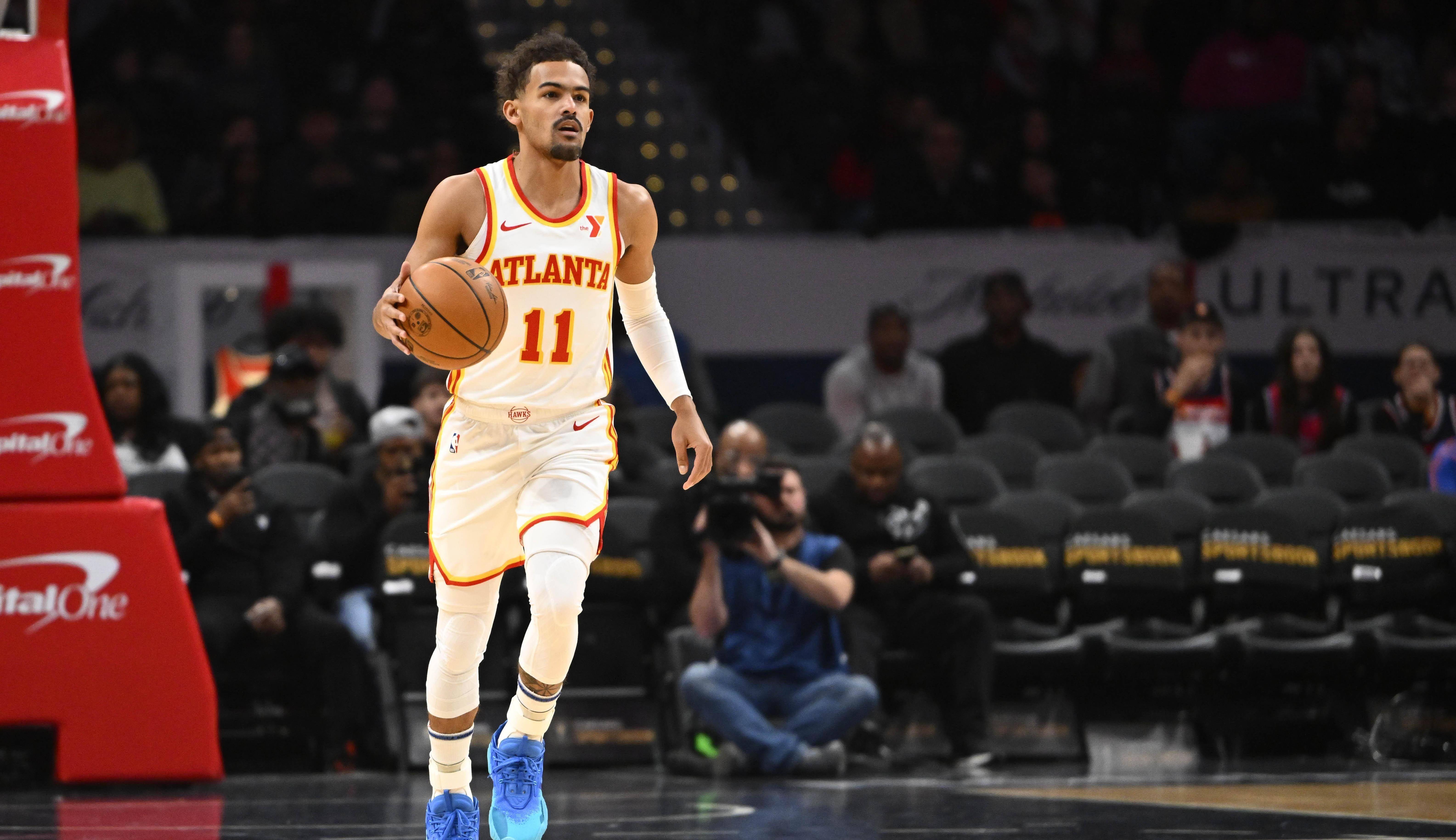 特伦斯·克劳福德因拒缴WBC制裁费被剥夺拳王头衔，引发争议，拳迷对其立场分化，争议持续。（因拒缴WBC制裁费，特伦斯·克劳福德被撤销拳王头衔；风波未息，拳迷立场分化）