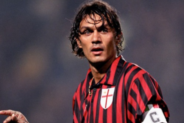 快船惨遭18分逆转！登卡空砍54分 近19战16败跌至西部倒数第二（快船遭18分大逆转！登卡轰54分仍无力回天 近19战16负跌至西部倒数第二）