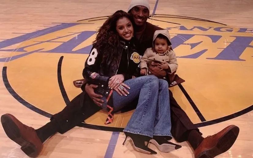 球迷投票！足协杯决赛将设“明星机位”，两队各有3人候选（球迷投票定夺！足协杯决赛增设明星机位，两队各有3名候选）